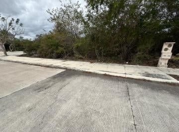 Terreno / Lote · 774m² · Terreno en Venta en Mérida, Privada Nortemérida, en Esquina