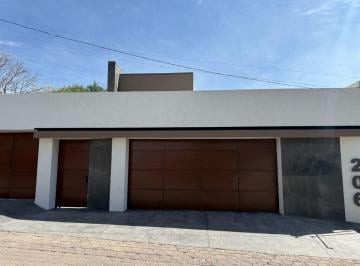 Casa de 1 habitación, León · Casa en Venta en Balcones del Campestre