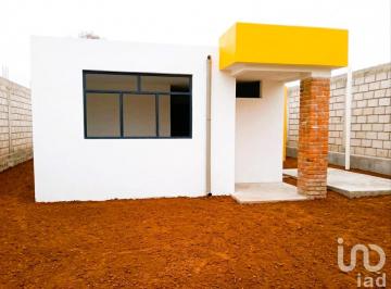 Casa · 40m² · 2 Recámaras · 1 Estacionamiento · Venta de Casa 40 m de Construcción y 200 m de Terreno en La Monera Zapotlán de Juárez Hgo