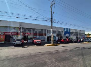 Local comercial · 67m² · 40 Estacionamientos · Local en Renta en Planta Baja, Doble Altura y Mucho Flujo en Plaza San Martinito