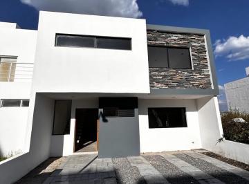 Casa en condominio · 190m² · 3 Recámaras · 2 Estacionamientos · Casa en Venta en Grand Preserve, Querétaro