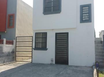 Casa · 60m² · 2 Recámaras · 2 Estacionamientos · Casa en Valle de Lincoln, Sector Privado, Dos Plantas