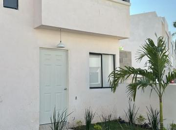 Casa · 84m² · 2 Recámaras · 2 Estacionamientos · Casa en Venta, Fraccionamiento Jardines de Champayán