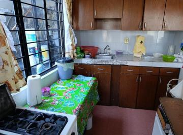 Casa de 2 habitaciones, Cuernavaca · Se Vende Casa Como Terreno en Lomas de Atzingo