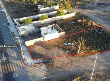 9cea48dcd1dd847d7aaa78e5d302cc4eec7e8d766f69deb826da55dd0e5d5313 · Terreno en Renta en La Fuente