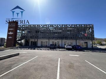 41f4efce21dc6b327df4d33e434bb5485bc1649285e4ee46ea20bd2fb5c1fc5e · Local Comercial en Venta o Renta Dentro de Plaza Comercial Platz (Zona Cantera)