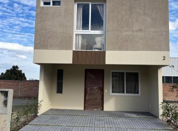 Casa · 113m² · 2 Recámaras · 2 Estacionamientos · Casa en Venta