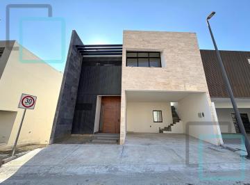 Casa · 430m² · 3 Recámaras · 2 Estacionamientos · Casa en Venta Colonia Mitica Residencial Zona Carretera Nacional Santiago