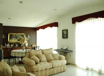 Casa de 3 habitaciones, Tlalnepantla de Baz · Casa en Venta de Oportunidad de 1 Piso, Cerca de Mundo E, con Depto Independiente