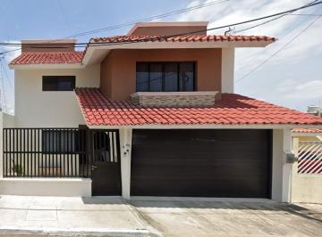 Casa de 4 habitaciones, Boca del Río · Recuperacion Bancaria