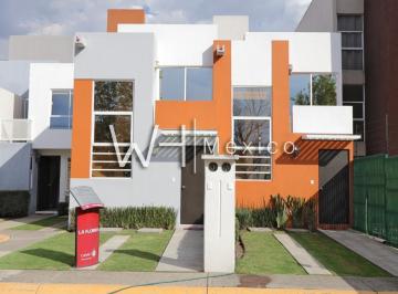 Casa · 61m² · 2 Recámaras · 1 Estacionamiento · Venta de Casa en Toluca, Estado de México