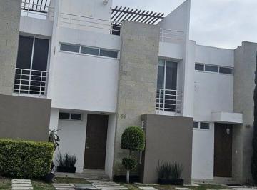 Casa en condominio · 115m² · 3 Recámaras · 2 Estacionamientos · Casa en Condominio - Zákia