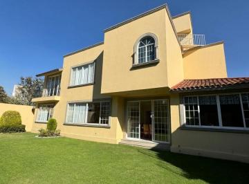 Casa en condominio de 3 habitaciones, Huixquilucan · Casa en Venta en Bosques de Las Palmas, Huixquilucan