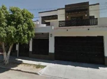 Casa de 4 habitaciones, Hermosillo · Lasm70 - Casa en Venta en San Benito – Espacio y Comodidad Para Tu Familia