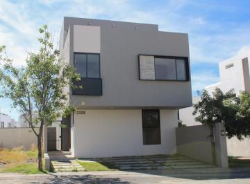 Casa · 232m² · 3 Recámaras · 2 Estacionamientos · Casa en Venta en Parques Vallarta Zapopan Jalisco