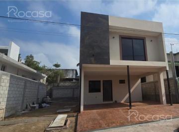 Casa · 163m² · 3 Recámaras · 2 Estacionamientos · Casa en Venta