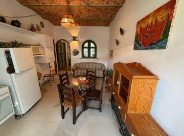 ¡Vive el encanto de Ajijic! Tu refugio ideal a pasos de la plaza principal, Ubic · Renta de Departamento de 1 Recamara en Ajijic Cerca de La Plaza Principal
