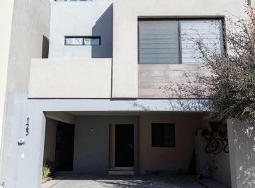 Casa de 3 habitaciones, García · Casa en Venta Dominio Cumbres Rincón de La Sierra