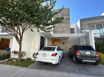 Casa en condominio de 4 habitaciones, Aguascalientes · Ram - Preciosa Casa en Venta, en Dellaterra Residencial. Frente a Las Plazas