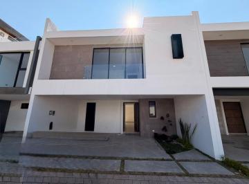 1 · Casa en Venta | Roof Garden y Opción a Expansiónun Hogar Que Evoluciona Contigo a un Nivel + Alto