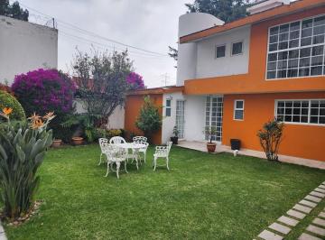 Casa de 6 habitaciones, Naucalpan de Juárez · Casa con Gran Jardín y 6 Recámaras en Venta con 384 m² Superficie de Terreno en Jardines San Mateo