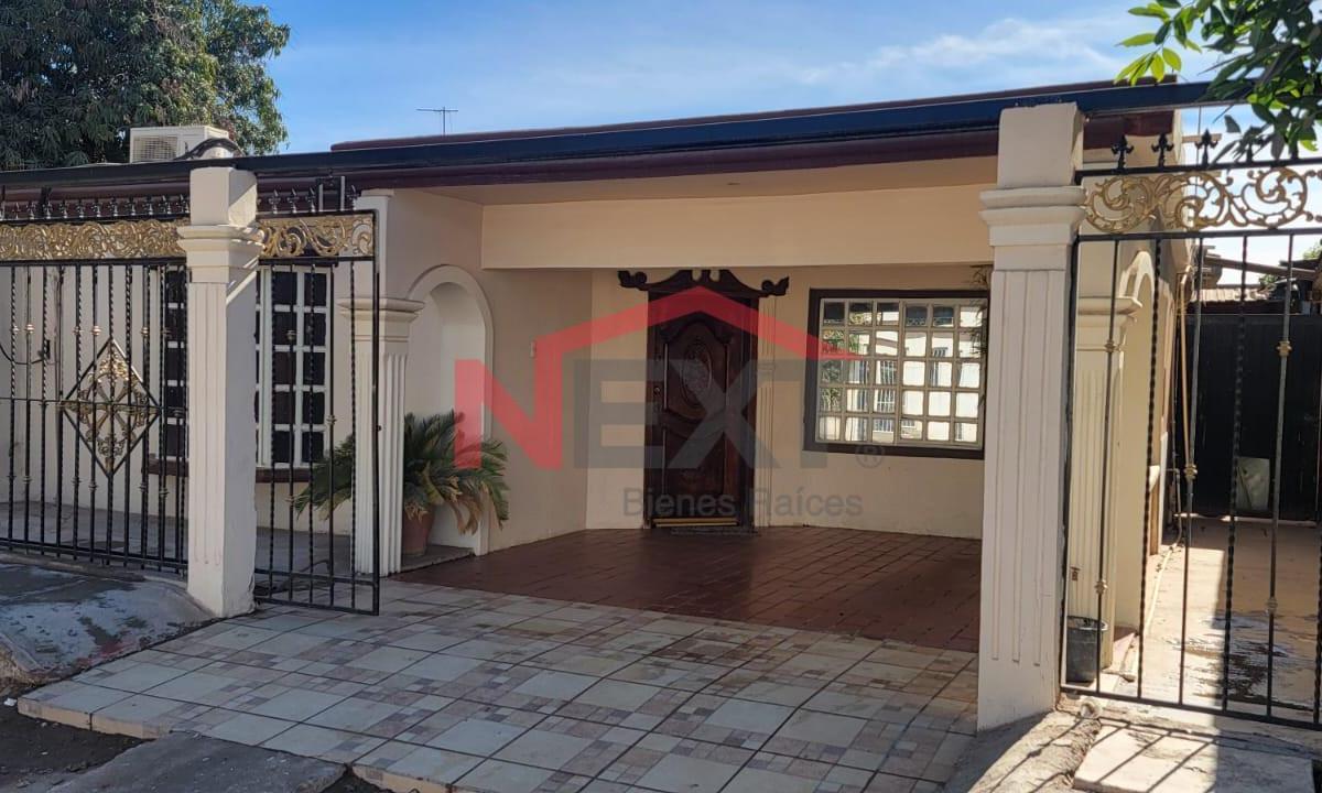 House for Sale in El Poblado Miguel Aleman