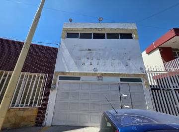 Bodega comercial · 268m² · 2 Estacionamientos · Venta Bodega Comercial a Una Cuadra del Jardin de San Marcos Bi