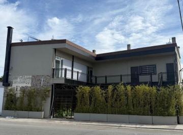Local comercial , Victoria · Local en Renta, Av Teocaltiche