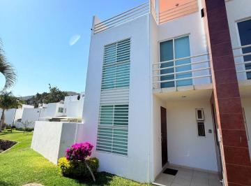 Casa en condominio de 3 habitaciones, Jiutepec · Casa con Alberca Privada y Roof Garden