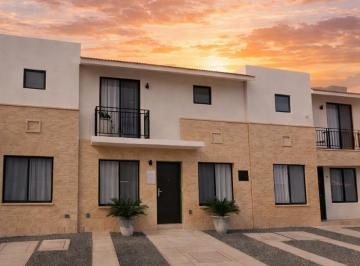 Casa · 110m² · 3 Recámaras · 2 Estacionamientos · Casa en Venta en Zire Amuralle, Modelo Fraga