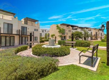 Casa · 257m² · 5 Recámaras · 2 Estacionamientos · Hermosa Casa de Lujo en Exclusivo Fraccionamiento en San Miguel de Allende