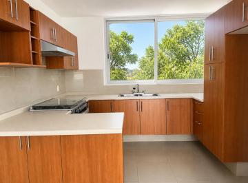 Casa de 3 habitaciones, Zapopan · Casa en Venta Coto Villa Serena Cd. Bugambilias
