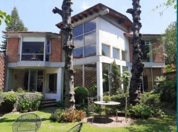 Casa · 318m² · 4 Recámaras · 3 Estacionamientos · Casa en Venta Col. Chimalistac