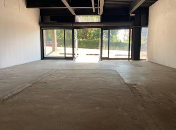 Local comercial · 219m² · 3 Estacionamientos · Local en Venta - (4)