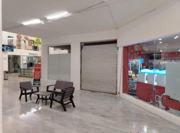 Local comercial · 70m² · Excelente Local en Plaza Comercial en El Centro de Cancún