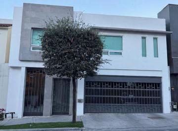 Casa de 3 habitaciones, Monterrey · Casa en Venta Bosques de Las Cumbres Sector C