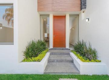 Casa en condominio · 187m² · 4 Recámaras · 2 Estacionamientos · Casa en Condominio en Fraccionamiento Jardín Tetela