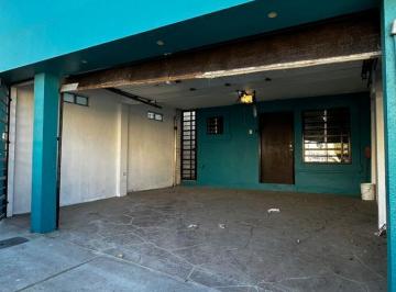 Casa · 3 Recámaras · 2 Estacionamientos · Casa en Renta 3era Secion de Santa Fe, Tijuana, B. C.