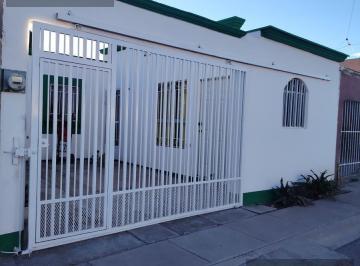 Casa · 65m² · 3 Recámaras · 1 Estacionamiento · Casa en Villas del Rey