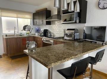 da268b7b31e22aff20dbc18a40efe48005123f201a3d4b34e980f92496fc0974 · Casa en Venta en Juriquilla Santa Fe con Cuarto de Servicio en Queretaro.
