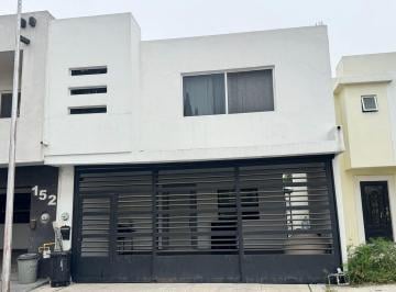 Casa · 220m² · 3 Recámaras · 2 Estacionamientos · Rmc Casa en Renta Amueblada en Privada La Castañas en Apodaca en N. L.