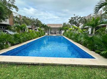 Casa de 3 habitaciones, Benito Juárez · Casa en Venta Artika Cancún, Comunidad Cerrada con Alberca, Av Prol. La Luna, Cancún