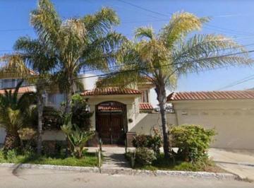 Casa de 5 habitaciones, Tijuana · Recuperación Bancaria en Baja California México
