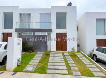 Casa de 3 habitaciones, Querétaro · Casa en Renta con Roof Garden en El Refugio Querétaro