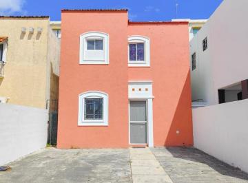 Casa · 90m² · 2 Recámaras · 3 Estacionamientos · Casa en Catania Residencial