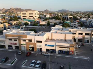 Local comercial · 81m² · 3 Estacionamientos · Local Comercial en Renta