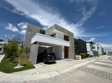 Casa en condominio de 4 habitaciones, Aguascalientes · Rmc - Casa con 4 Recámaras en Venta en Punta del Dorada, Punta del Cielo