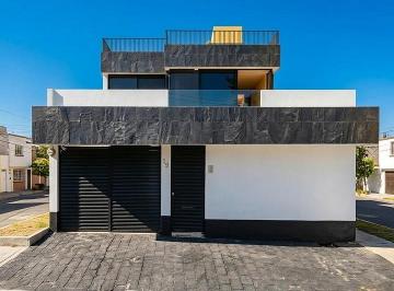 Casa de 4 habitaciones, Coacalco de Berriozábal · Casa en Venta en Excelente Estado de Conservacion en Coacalco, Edo. Mex.