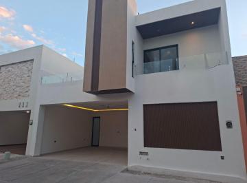 Casa de 3 habitaciones, Durango · Casa en Venta en Frac Privado El Bosque Residencial Corredor Mezquital