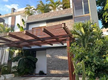Casa · 291m² · 3 Recámaras · 2 Estacionamientos · Casa - Fraccionamiento Aqua Residencial Cancún